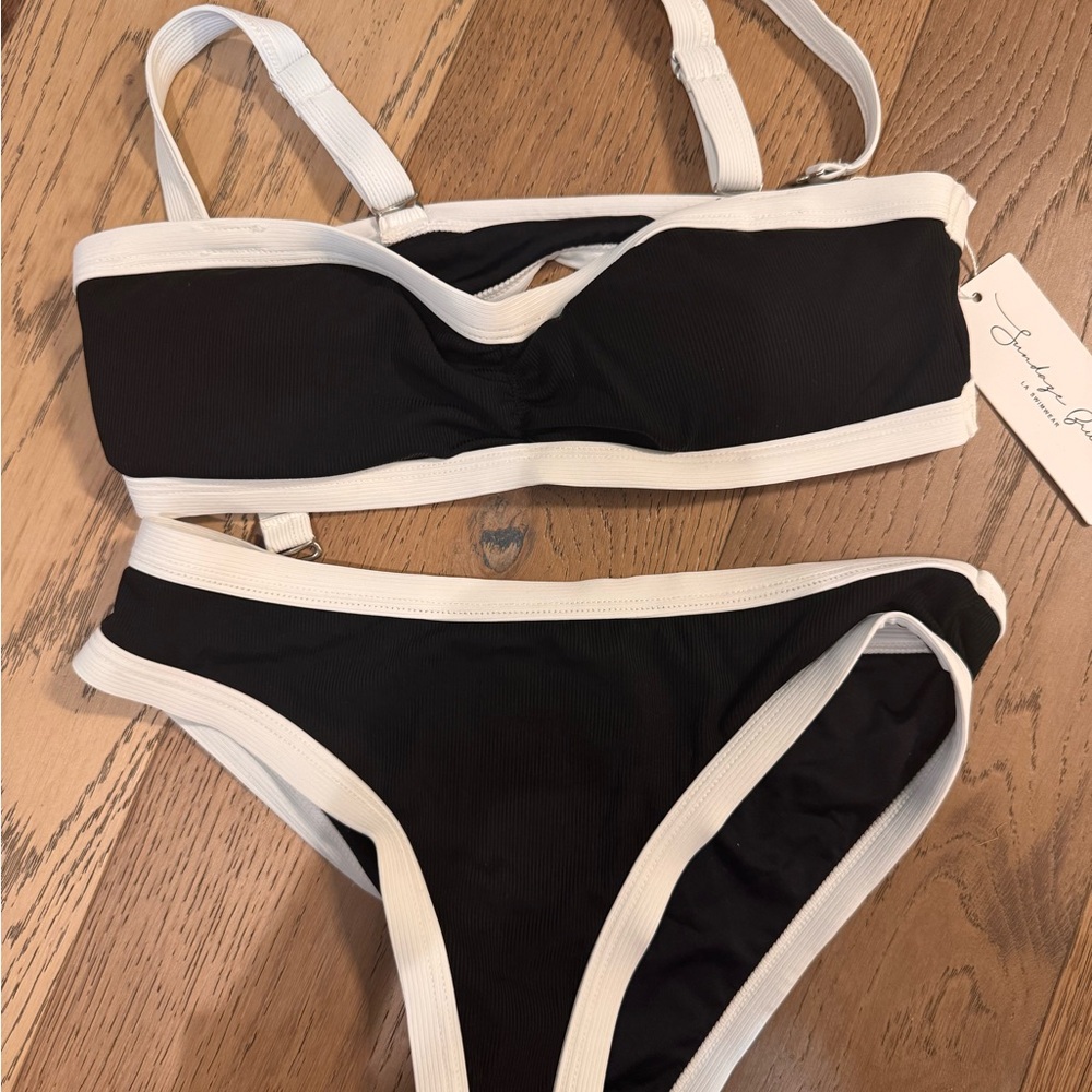 Black and White Sporty Bikini with Minimalist Design